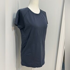 Athleta Momentum Seamless Tee
